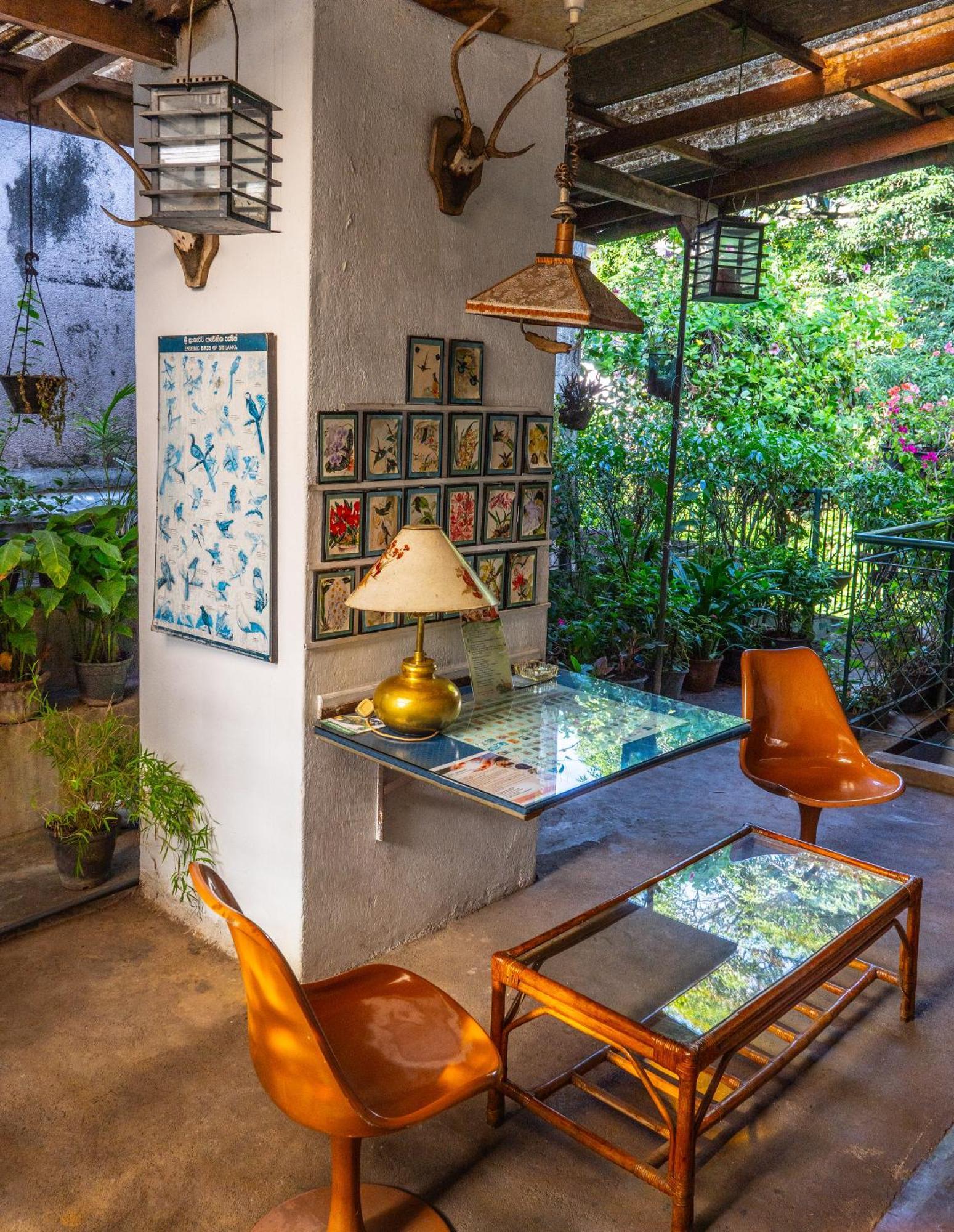 Kandy Inn Madugalle'S Family Guest House Exterior foto