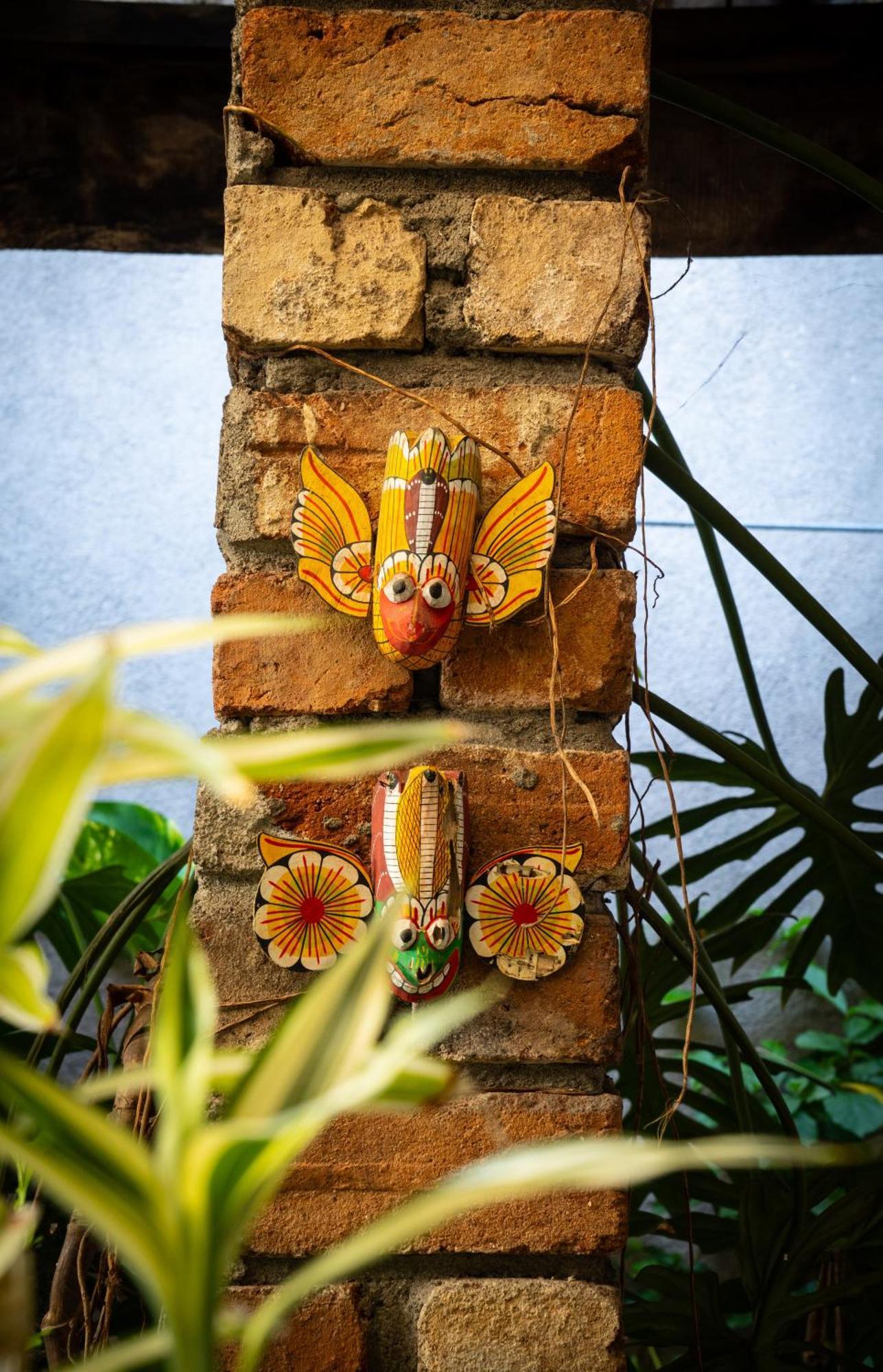 Kandy Inn Madugalle'S Family Guest House Exterior foto