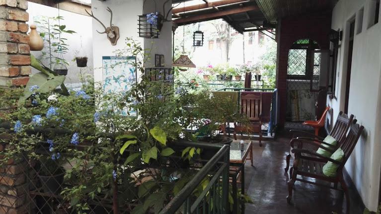 Kandy Inn Madugalle'S Family Guest House Exterior foto